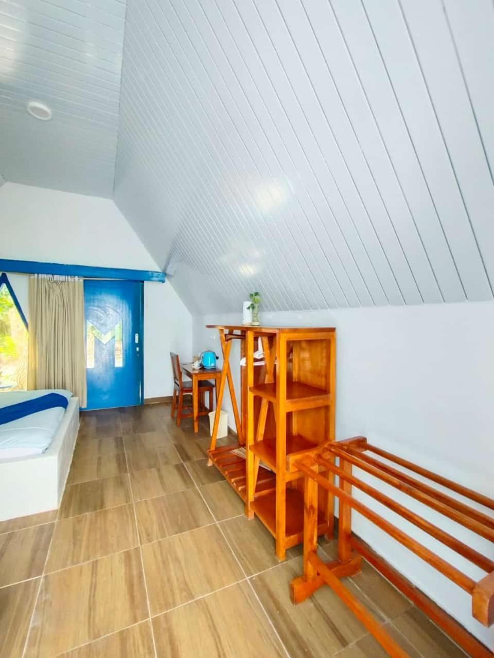 Tria Maria Cottage Ngurbloat Eksteriør bilde